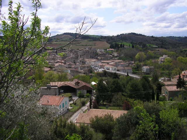 Saint-Hilaire, the village around the abbey